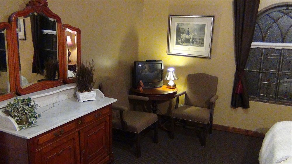 Bard'S Inn Cedar City Bagian luar foto