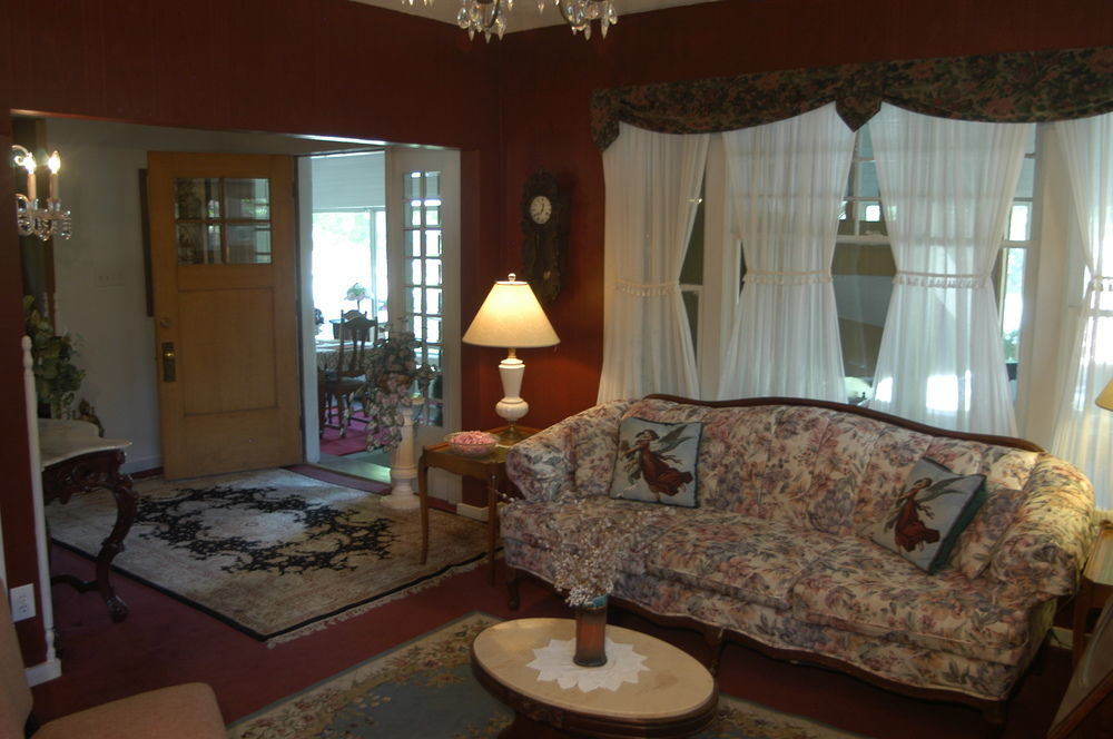 Bard'S Inn Cedar City Bagian luar foto