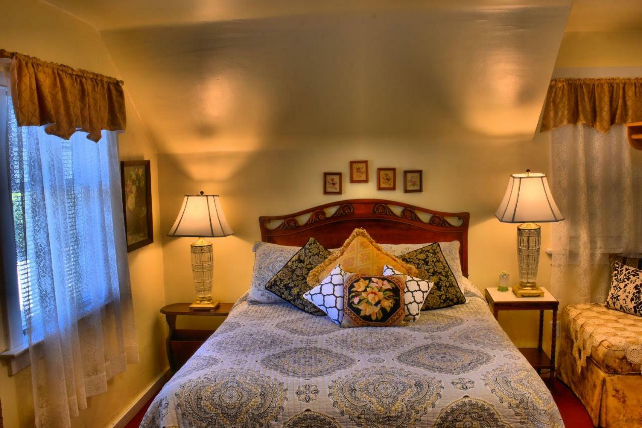 Bard'S Inn Cedar City Bagian luar foto