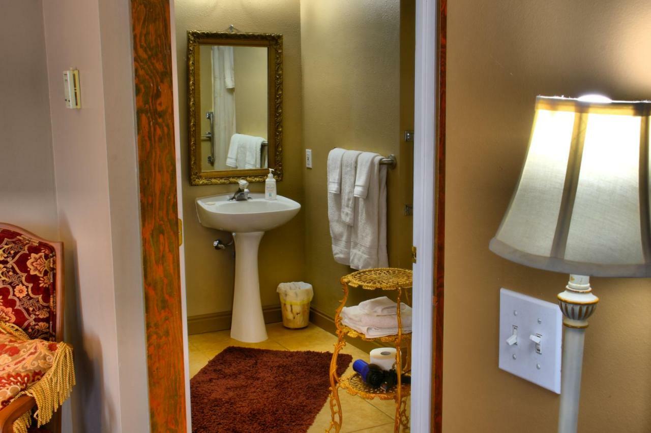 Bard'S Inn Cedar City Bagian luar foto
